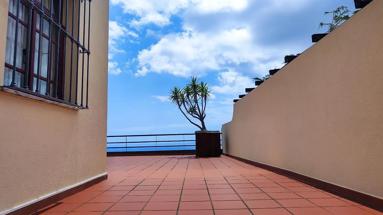 Holiday home Casa Gina, With Views To Funchal Bay Villa