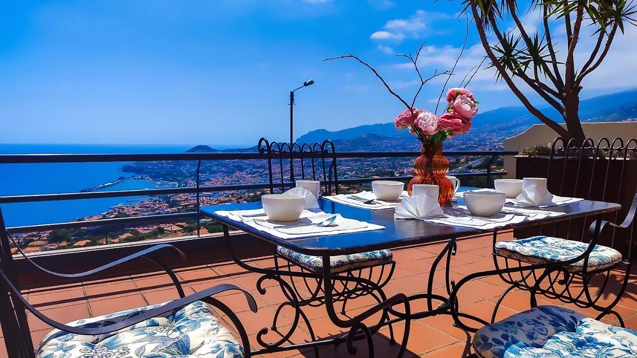 Casa Gina, With Views To Funchal Bay location