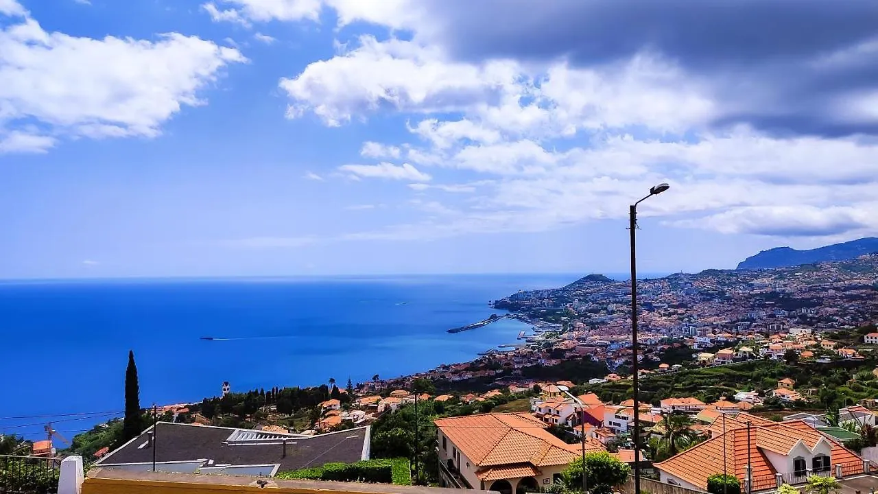 Holiday home Casa Gina, With Views To Funchal Bay Villa